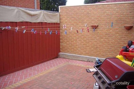 Property photo of 1/5 Turner Close Springvale VIC 3171