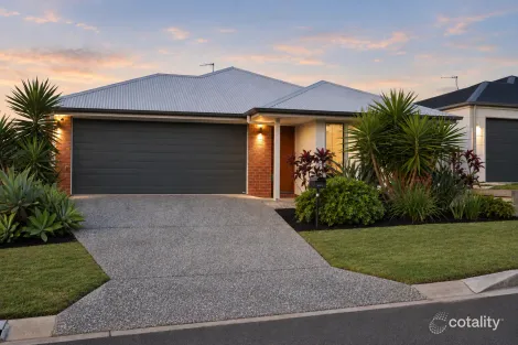 6 Sheepdog Rd, Park Ridge, QLD 4125