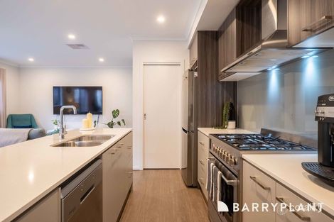Property photo of 31 Myee Loop Wollert VIC 3750