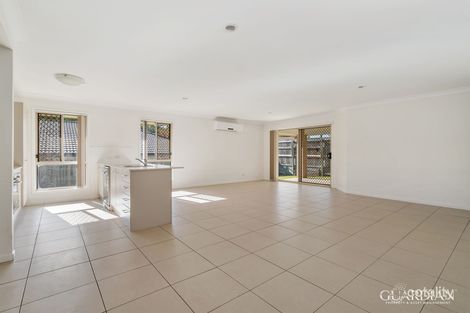 Property photo of 33 Bellflower Crescent Mount Cotton QLD 4165