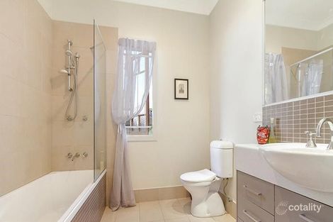 Property photo of 63 Lancelot Street Tennyson QLD 4105
