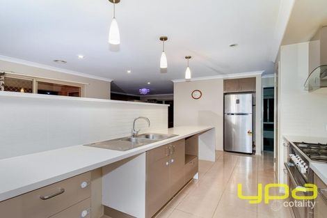 Property photo of 14 Hollybrook Street Melton South VIC 3338