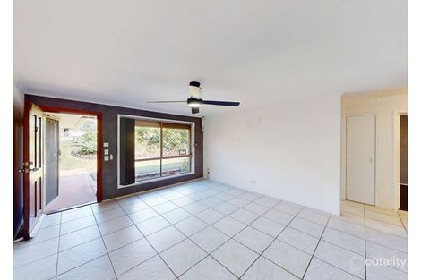 2/2 Columbia Ct, Oxenford, QLD 4210