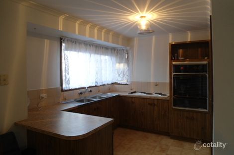 Property photo of 39 Circle Drive North Cranbourne VIC 3977