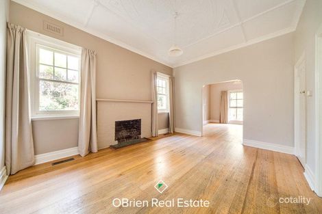 Property photo of 26 Friendship Square Cheltenham VIC 3192