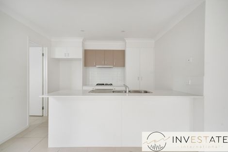 Property photo of 33 Orinoco Chase Werribee VIC 3030