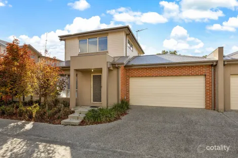 Property photo of 3/96 Station Road Gisborne VIC 3437