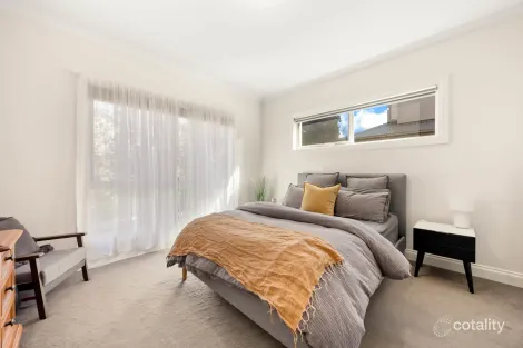 Property photo of 3/96 Station Road Gisborne VIC 3437