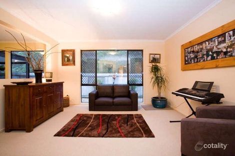 Property photo of 12 Coventry Circuit Carindale QLD 4152