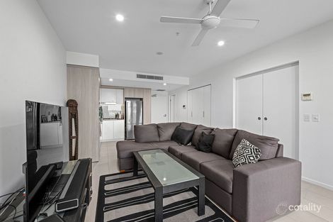 Property photo of 1078/123 Cavendish Road Coorparoo QLD 4151