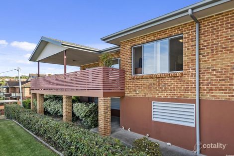 Property photo of 1/4 Kembla Street Balgownie NSW 2519