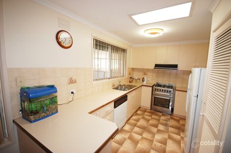 Property photo of 1 Adam Court Gladstone Park VIC 3043