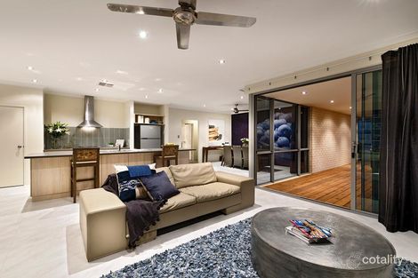 Property photo of 35 Edenhope Road Australind WA 6233