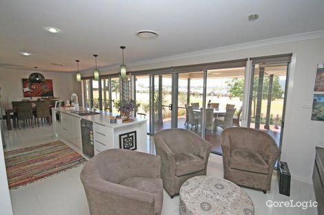 Property photo of 1 Peak Drive Hillvue NSW 2340