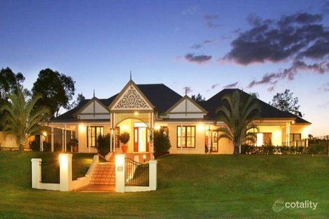 Property photo of 102 Tristania Road Chapel Hill QLD 4069