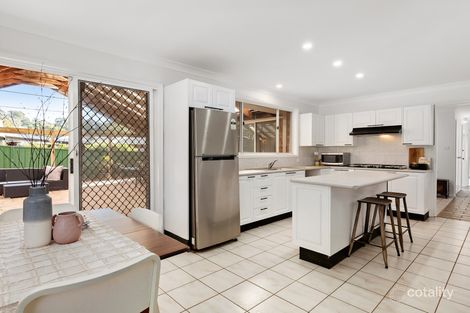 Property photo of 31 Kestrel Avenue Mount Hutton NSW 2290