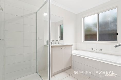 Property photo of 3 Paior Circuit Epping VIC 3076