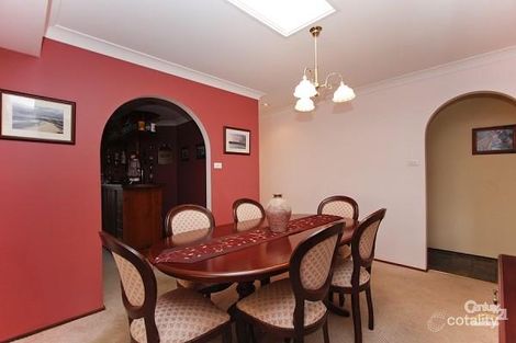 9 Parklea Ave, Croudace Bay, NSW 2280