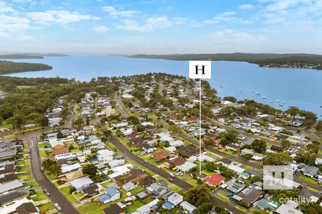 Property photo of 22 Quinalup Street Gwandalan NSW 2259