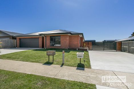 Property photo of 26 Aquabella Drive Eagle Point VIC 3878