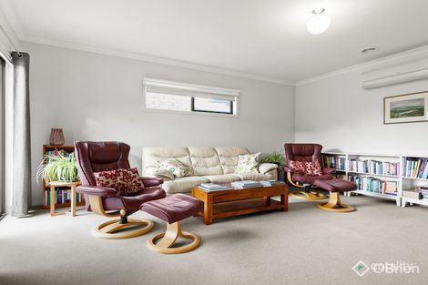 Property photo of 1/3 Garden Grove Skye VIC 3977