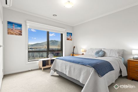 Property photo of 1/3 Garden Grove Skye VIC 3977