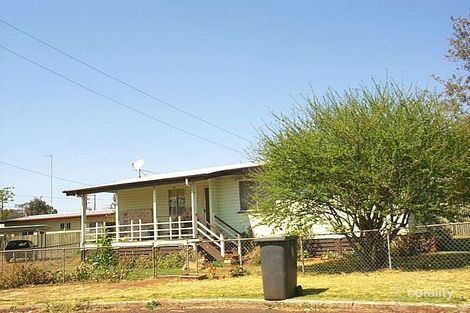 4 Martin Pl, Harristown, QLD 4350