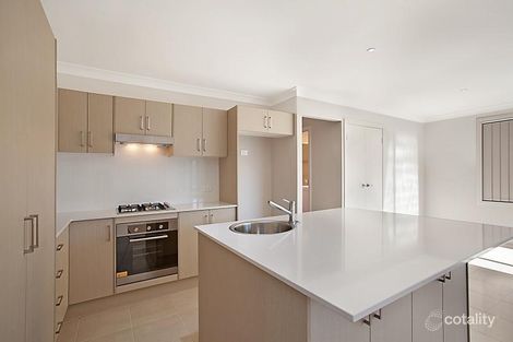 Property photo of 1 Sophie Close Cameron Park NSW 2285