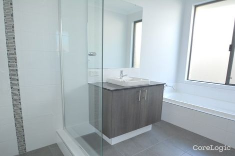 2 Corvina Way, Woodvale, WA 6026