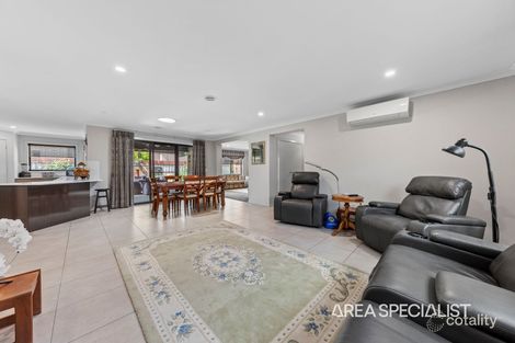 Property photo of 33 Silver Way Koo Wee Rup VIC 3981