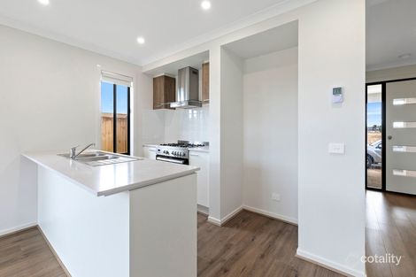 Property photo of 24 Erskine Road Winter Valley VIC 3358