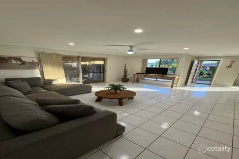 Property photo of 55 Shoreline Crescent Bargara QLD 4670
