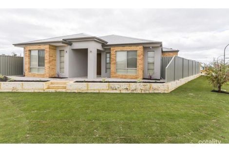 2 Sidgwick Ave, Piara Waters, WA 6112