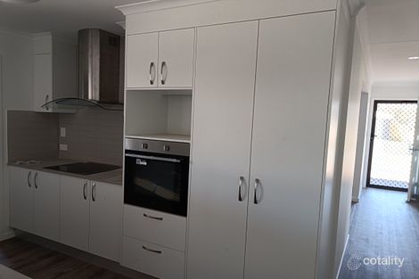 1 Galway Ct, Eli Waters, QLD 4655