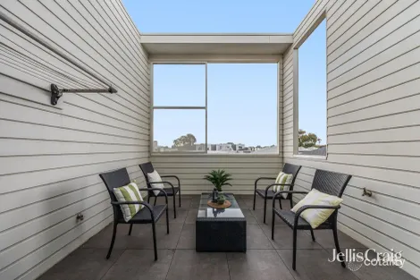 Property photo of 4 Tedesco Circuit Williamstown North VIC 3016
