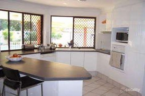 Property photo of 174 Mildura Drive Helensvale QLD 4212