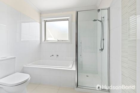 Property photo of 29 Mayfair Avenue Templestowe Lower VIC 3107