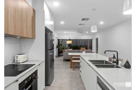 Property photo of 20 Erskine Avenue Kedron QLD 4031