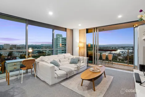 905/3018 Surfers Paradise Bvd, Surfers Paradise, QLD 4217