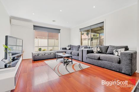 Property photo of 9 Naracoorte Drive Caroline Springs VIC 3023