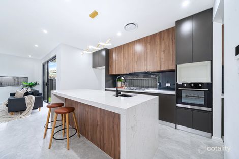 Property photo of 2/54 Riverstone Road Riverstone NSW 2765