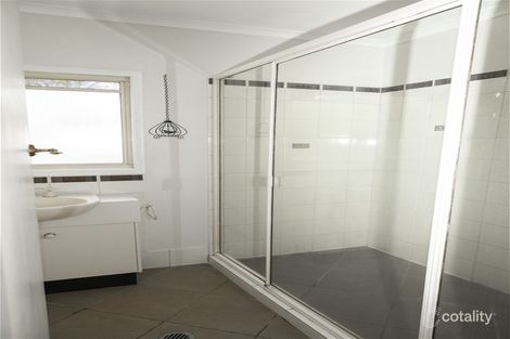 Property photo of 6 Blackbutt Street Blackbutt QLD 4314