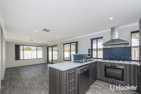 Property photo of 45 Hemingway Drive Camillo WA 6111