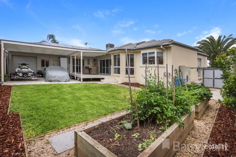 Property photo of 5 Forwood Way Roxburgh Park VIC 3064