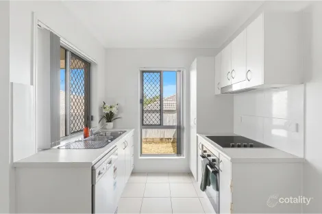 Property photo of 1/14 Railway Parade Loganlea QLD 4131