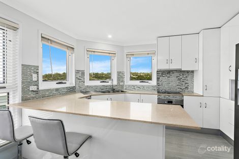 Property photo of 2/104 Blackman Parade Unanderra NSW 2526