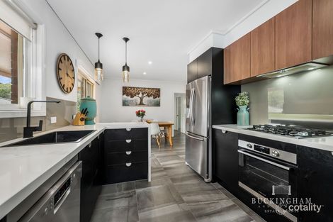 Property photo of 2/56 Henry Street Eltham VIC 3095