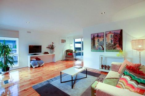 Property photo of 14 Wirraway Crescent Thomastown VIC 3074