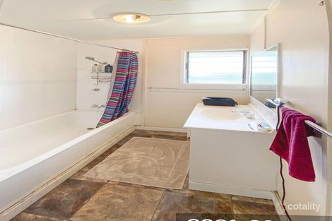 Property photo of 29 Yeates Crescent Dysart QLD 4745
