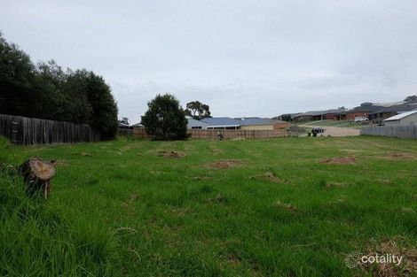 Property photo of 22 Leurimah Court Kalimna VIC 3909